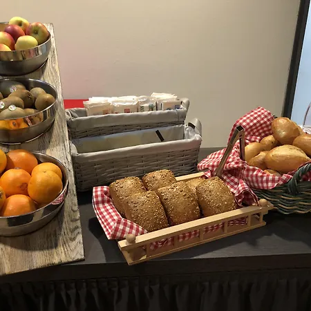 Отель Brenner 3*