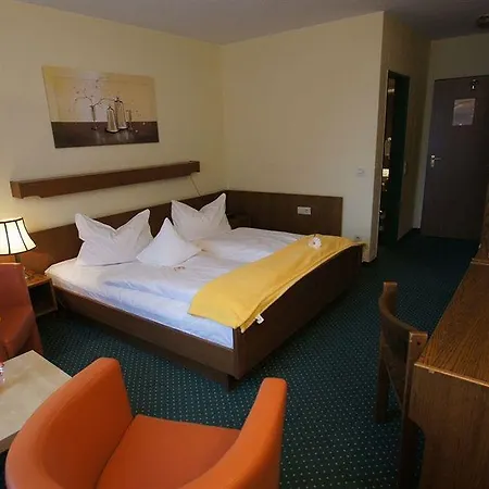 Brenner Отель Билефельд