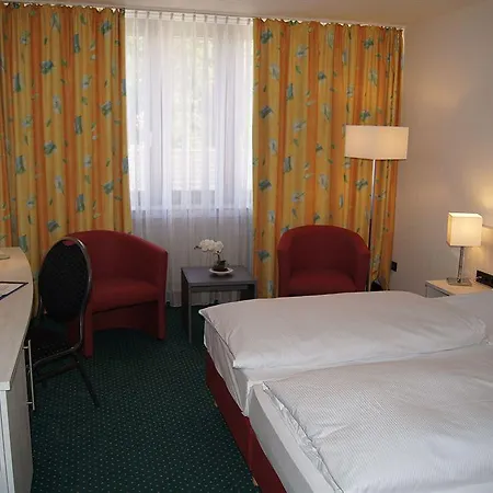 Отель Brenner Билефельд