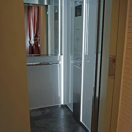 Отель Brenner 3*